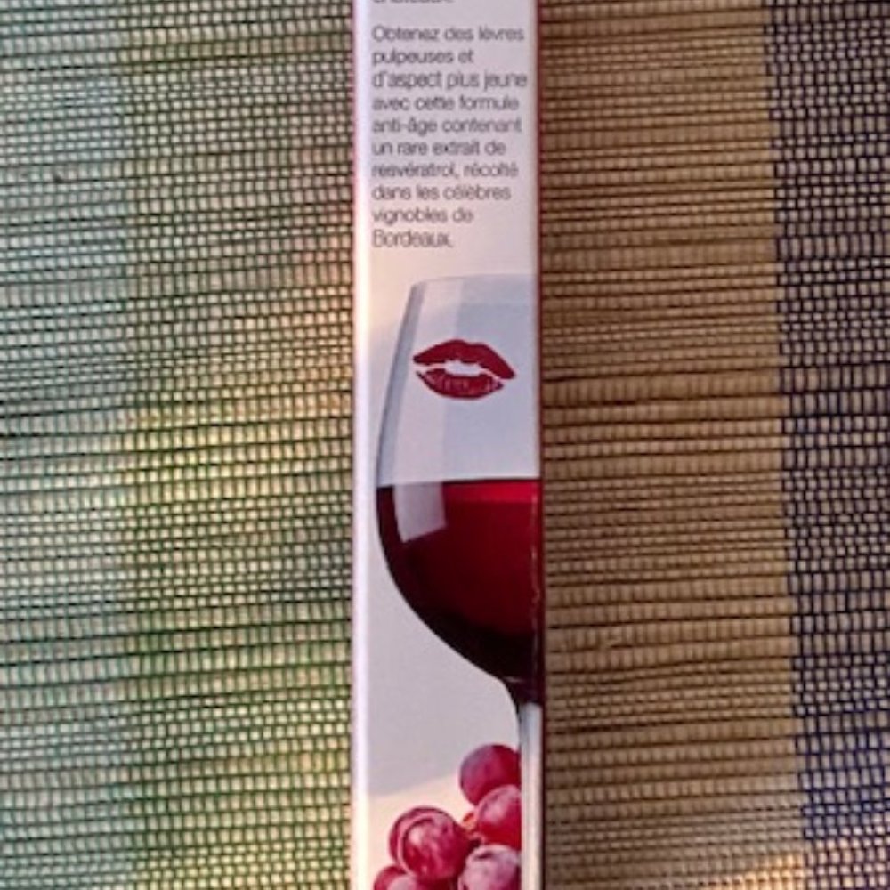 Pur Chateau Kisses Lip Gloss in Foxy - NWT - Picture 5 of 9